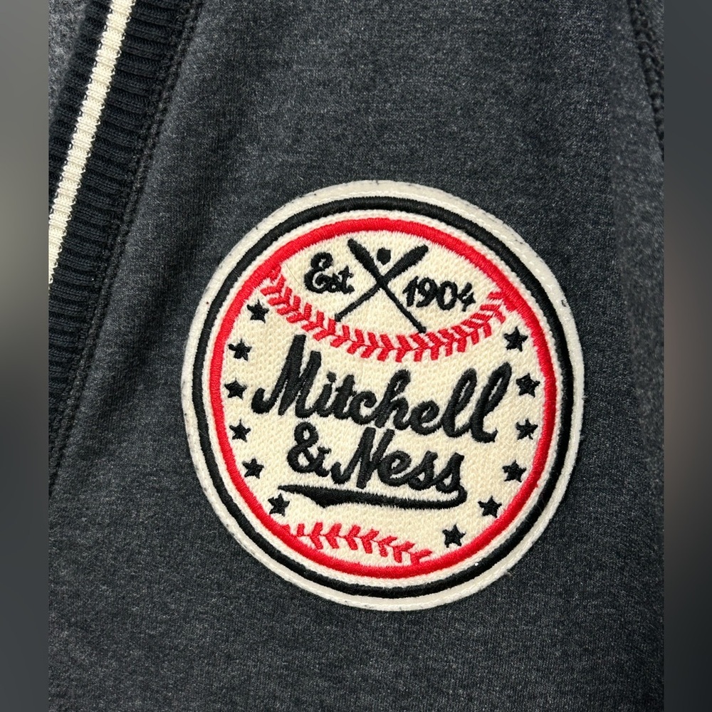 Mitchell and Ness Lateral Varsity Baseball Cardigan - Picture 4 of 10